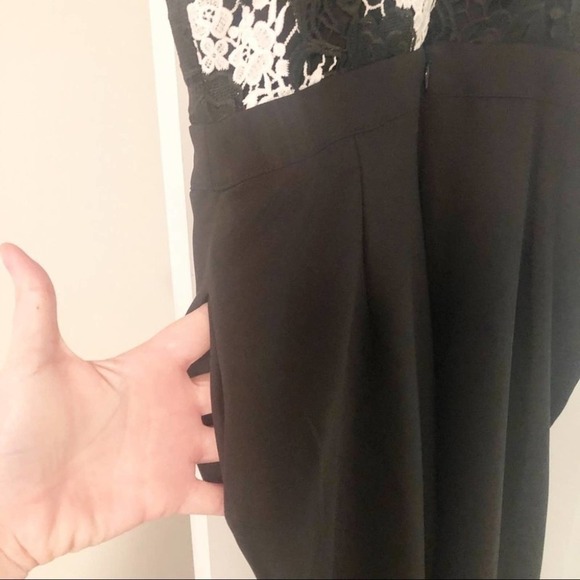 KARINA GRIMALDI Paola Lace Black & White Jumpsuit Size Large NEW - Picture 5 of 10